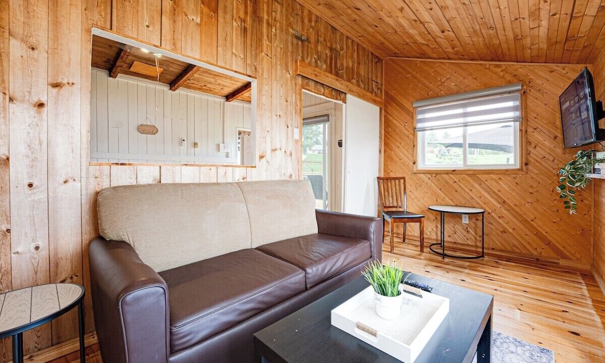Photo of Livingroom in Magnetawan