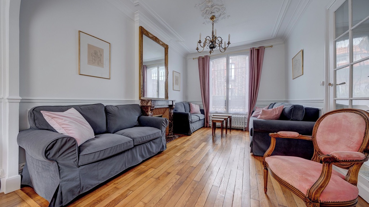 Photo of Livingroom in Arcueil