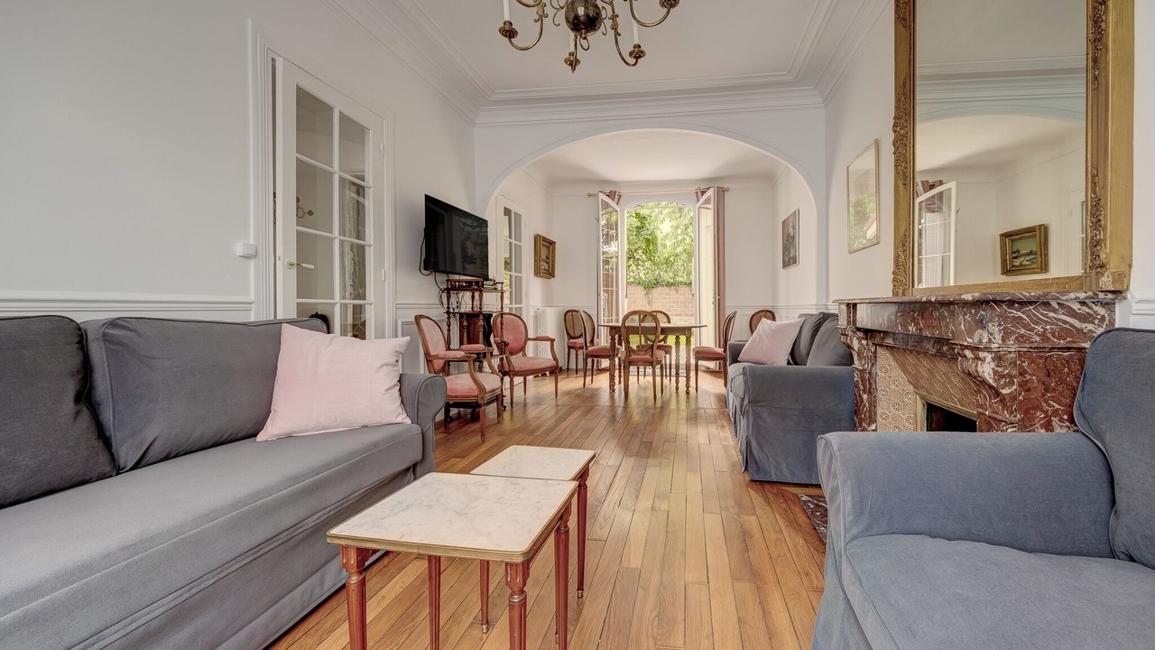 Photo of Livingroom in Arcueil