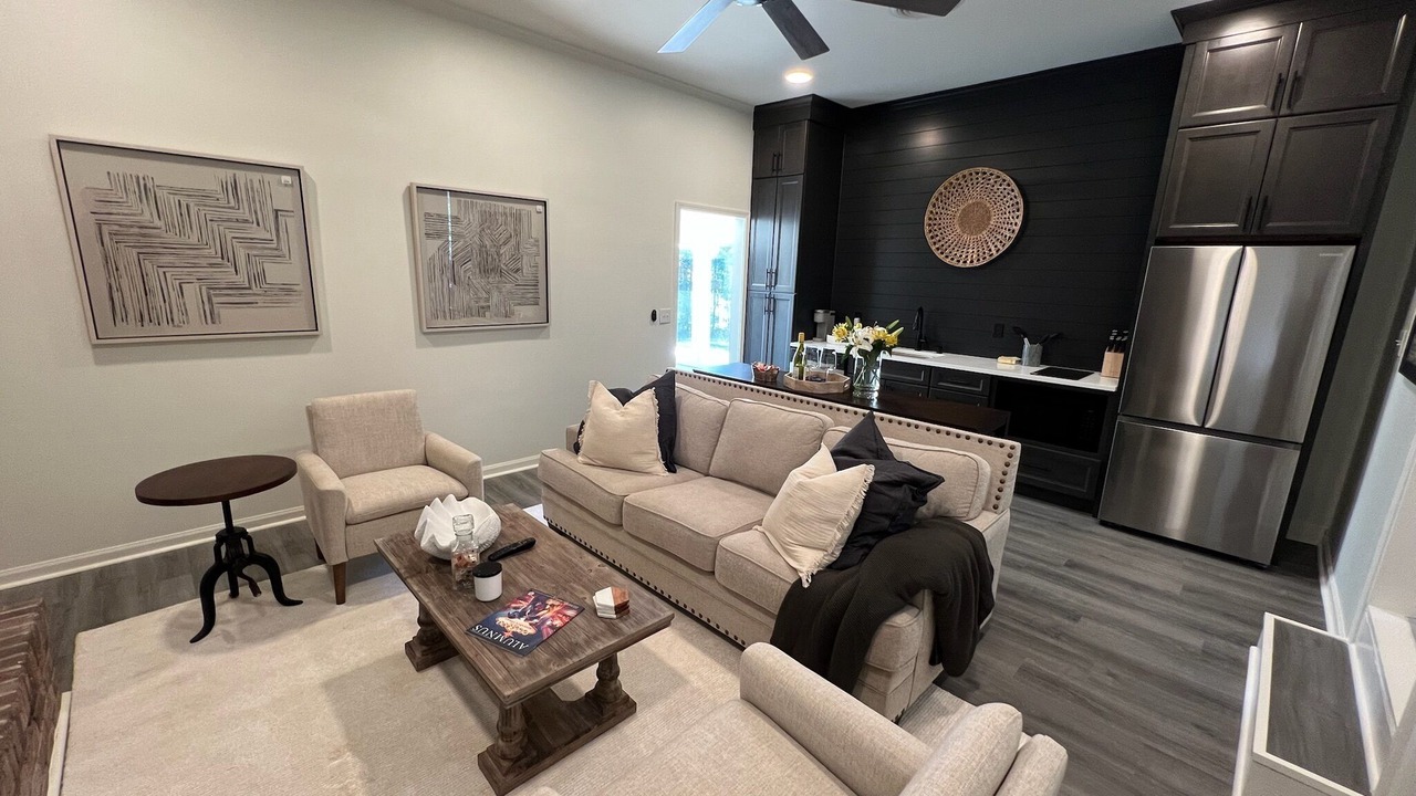 Photo of Livingroom in Starkville