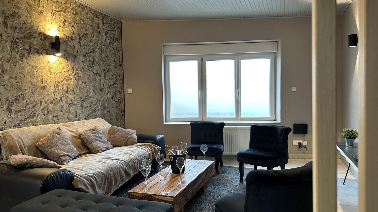 Photo of Livingroom in Prix-les-Mezieres