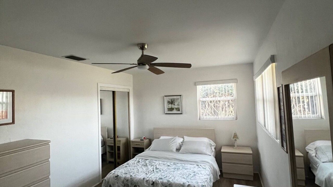 Photo of Bedroom in Ocean Breeze Estates