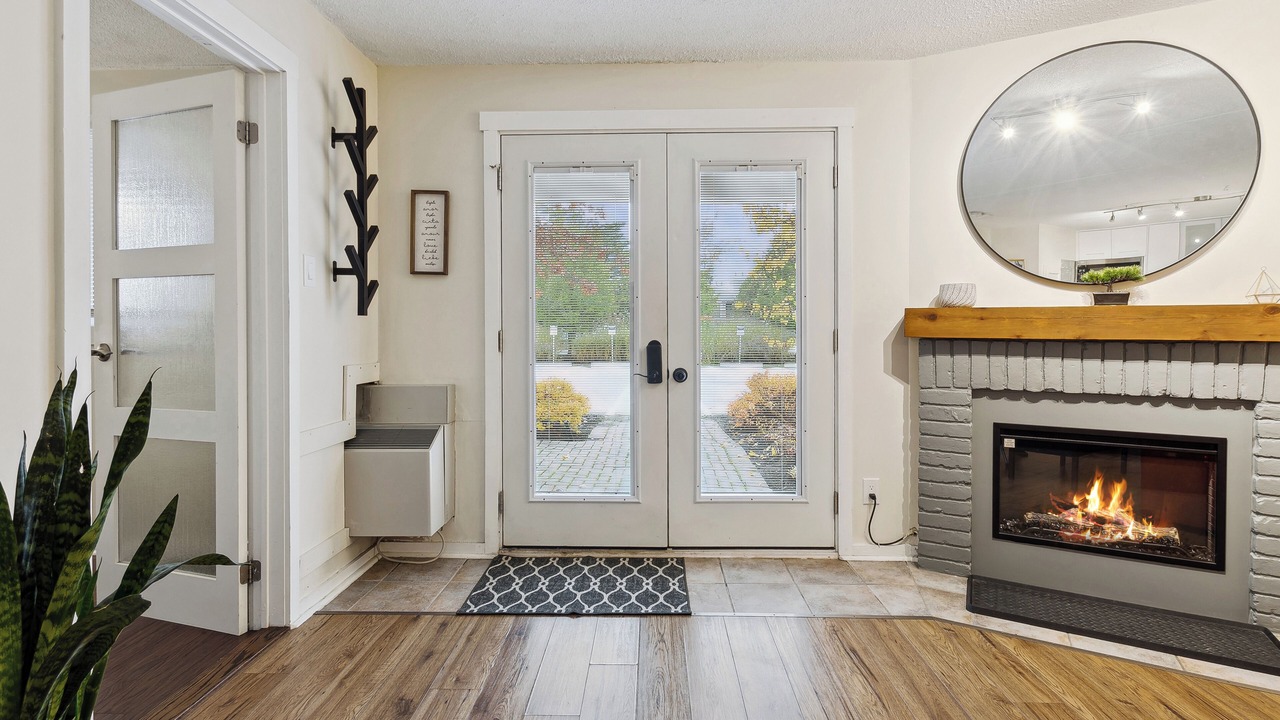 Photo of Others in Collingwood