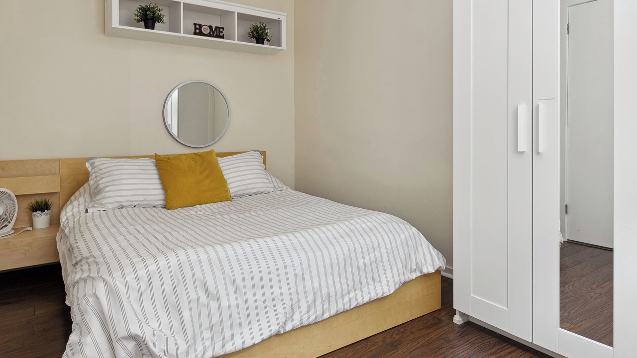 Photo of Others in Collingwood