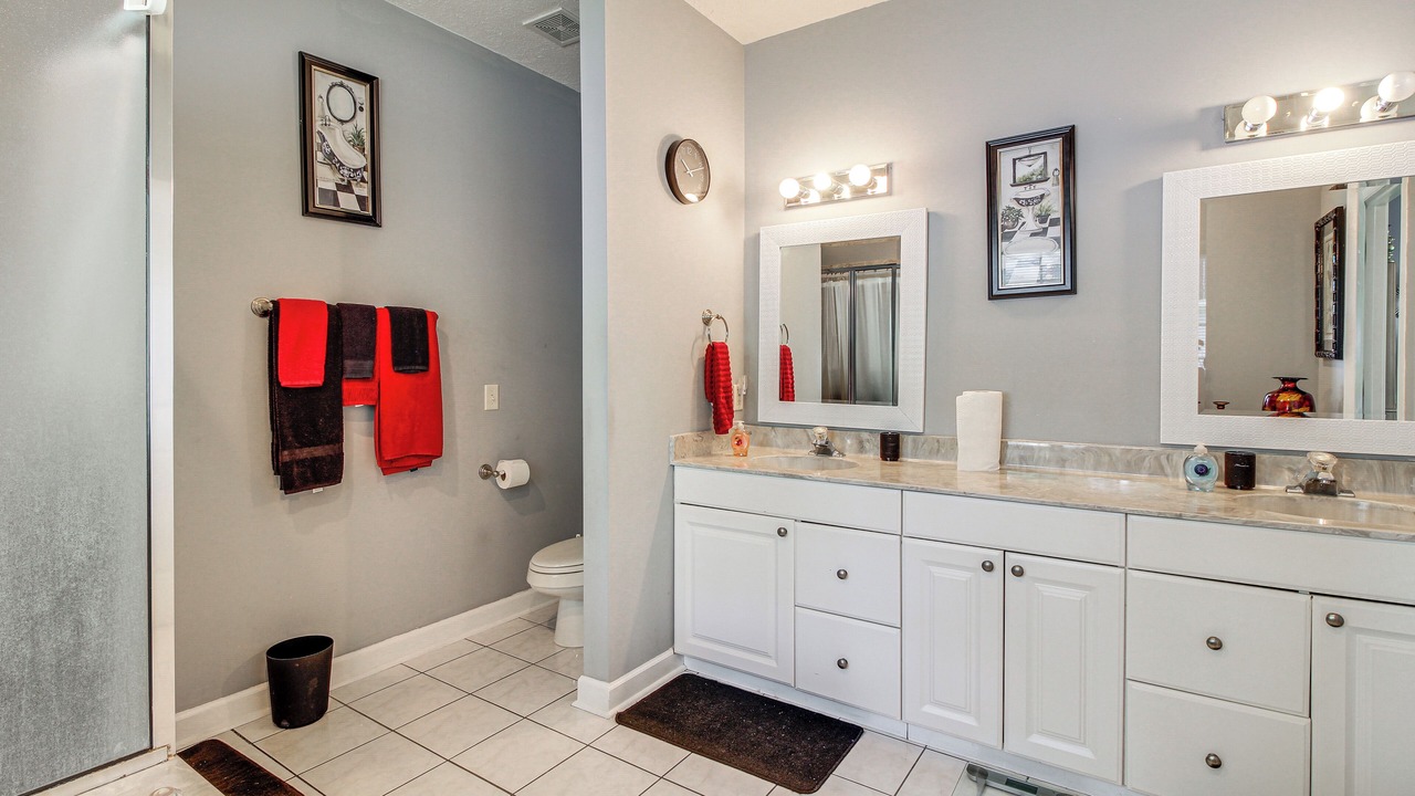 Photo of Bathroom in Richmond Hill