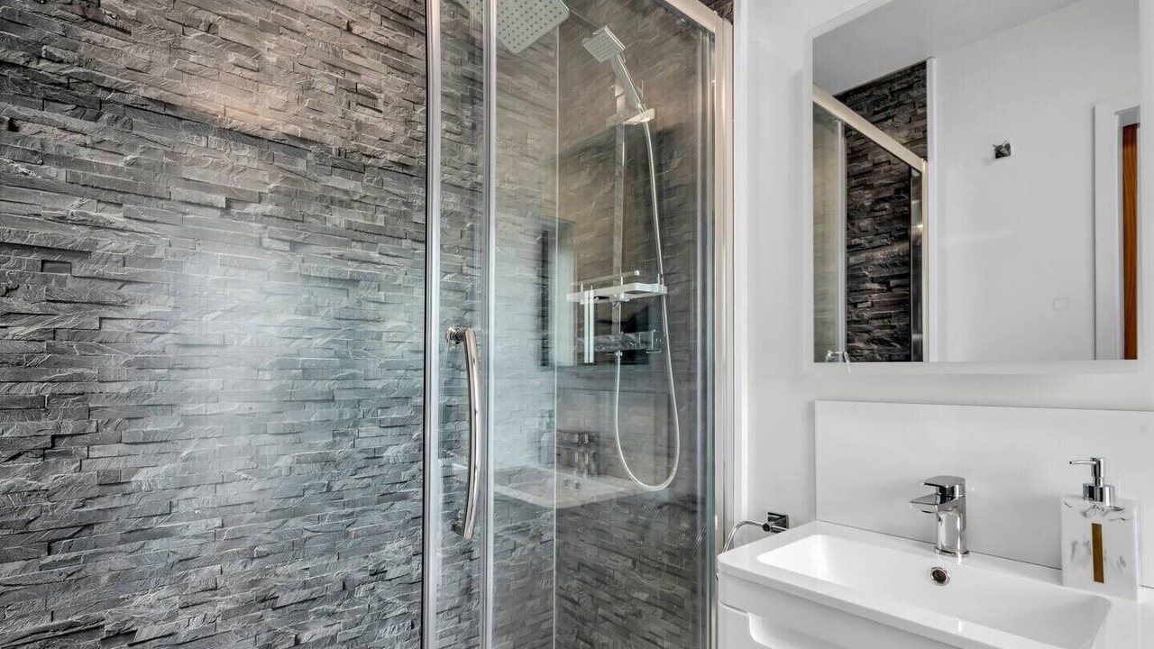 Photo of Bathroom in Petham