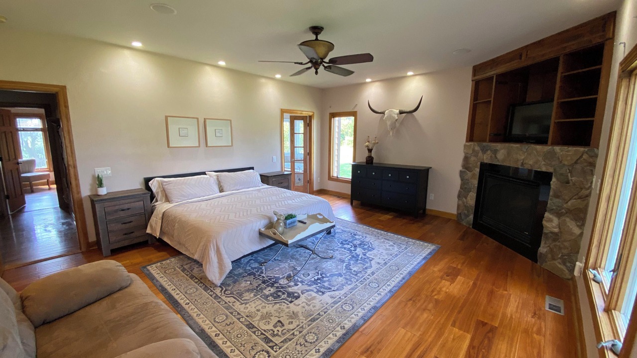 Photo of Bedroom in Fentress