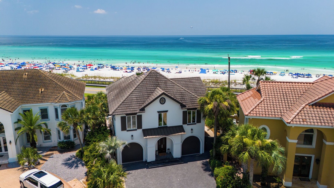 Photo of Outdoor in Avalon Beach Estates