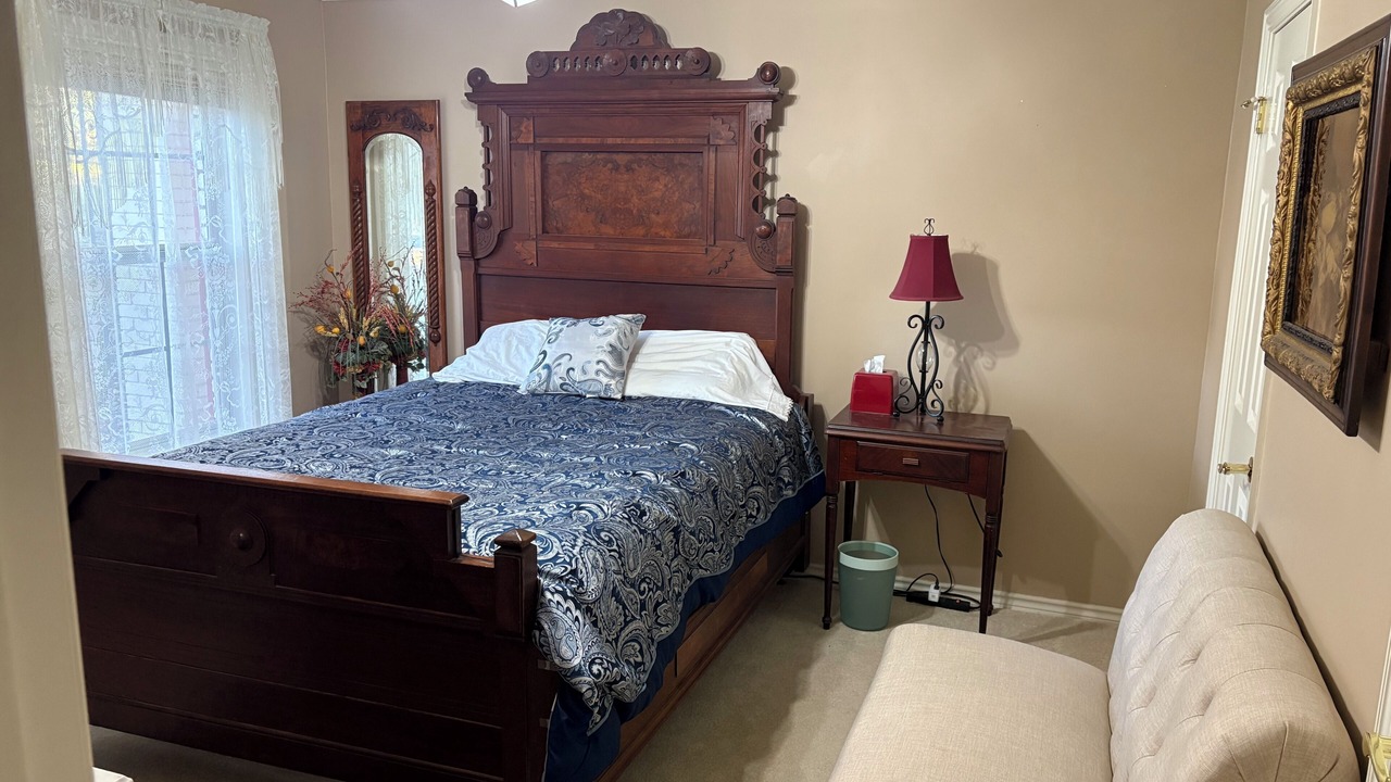 Photo of Bedroom in Silver Creek Village