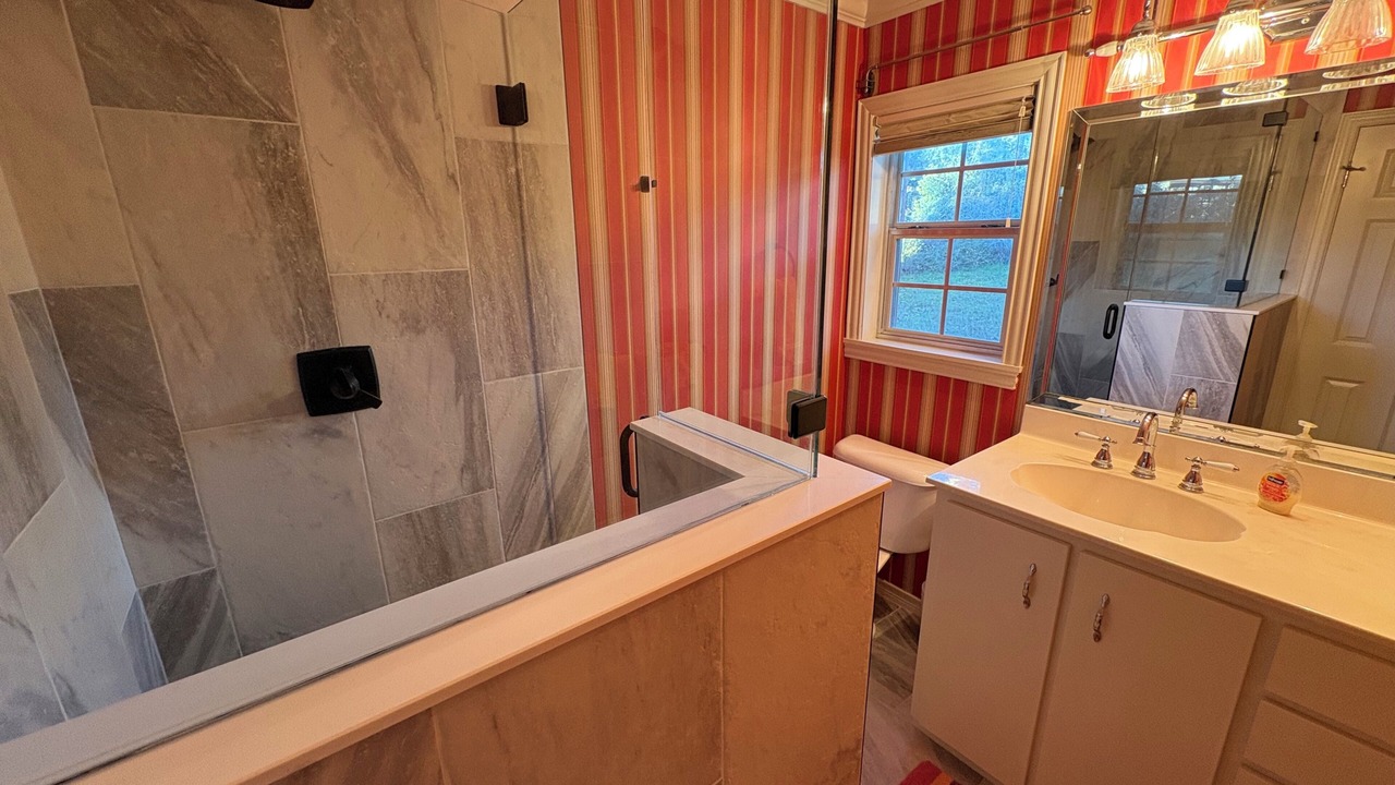 Photo of Bathroom in Silver Creek Village