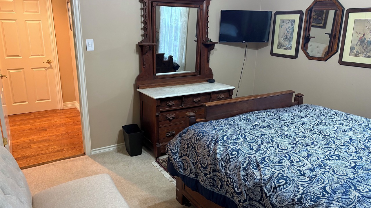 Photo of Bedroom in Silver Creek Village