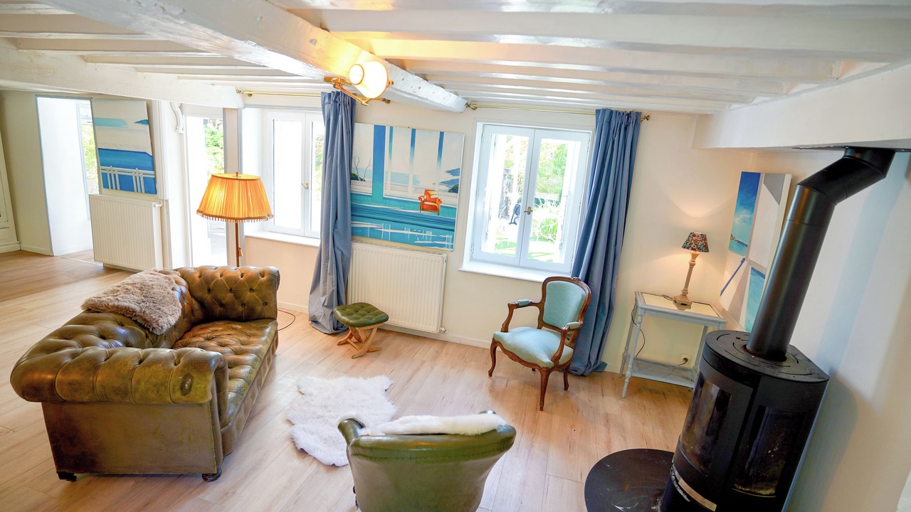 Photo of Livingroom in Courtonne-la-Meurdrac