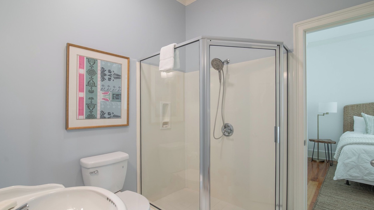 Photo of Bathroom in Debordieu Colony