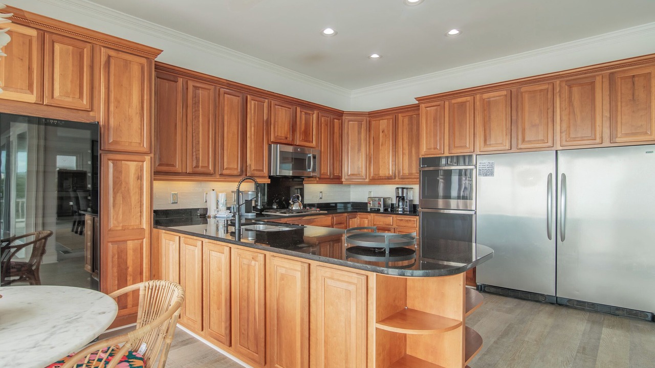 Photo of Kitchen in Debordieu Colony