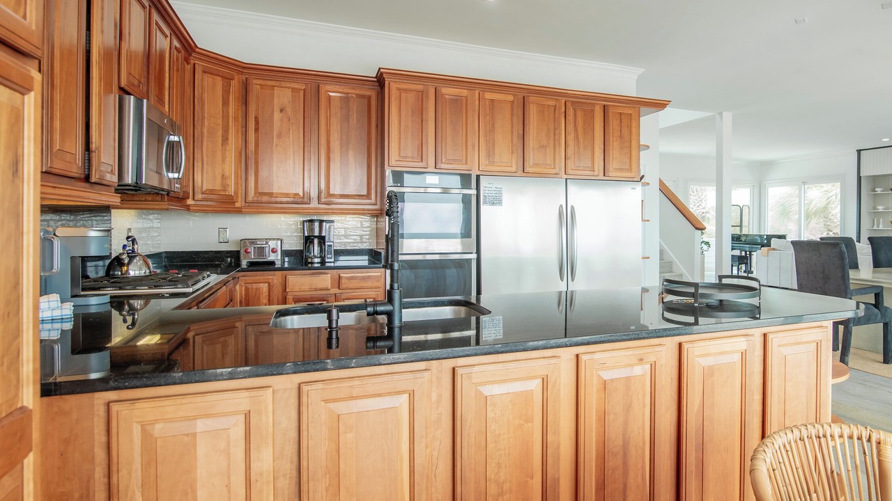 Photo of Kitchen in Debordieu Colony