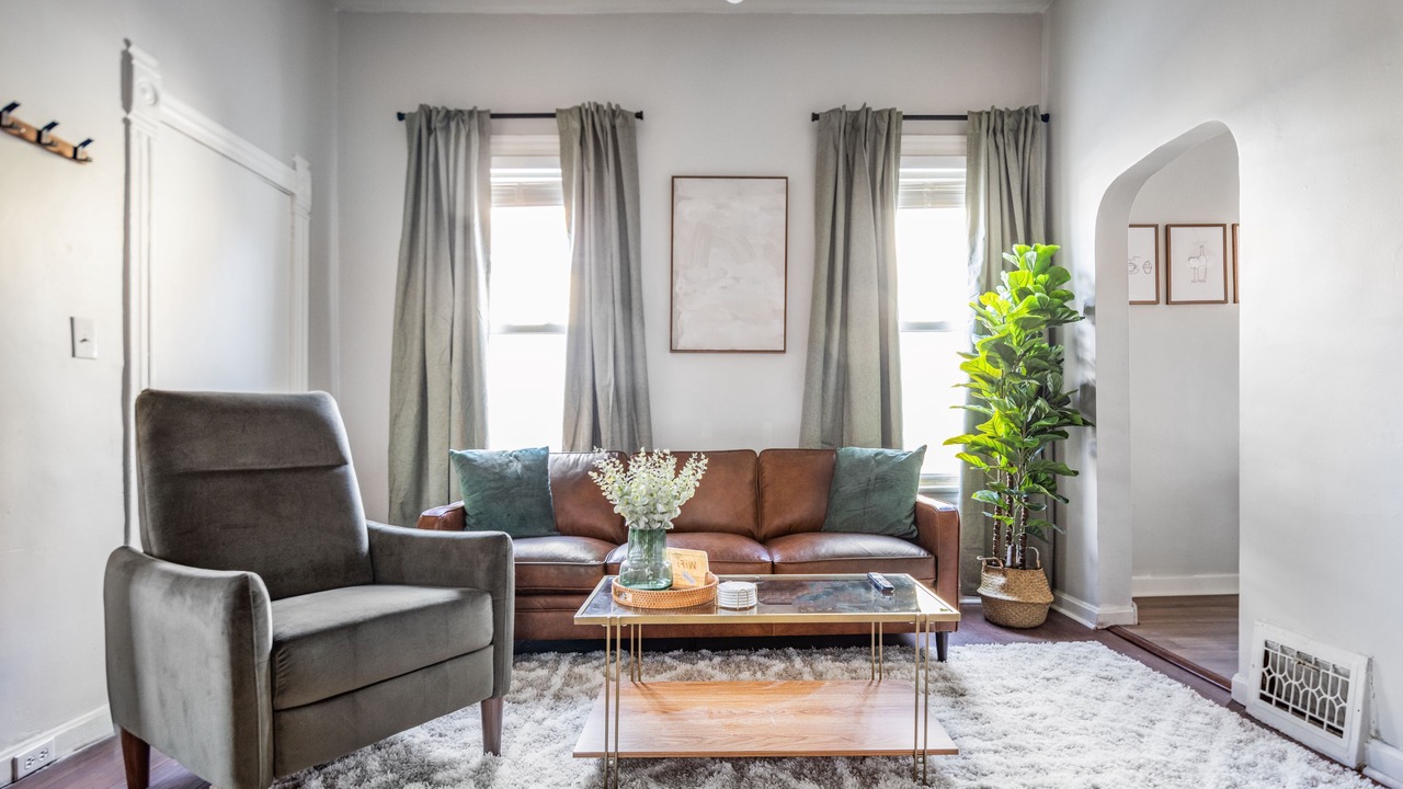 Photo of Livingroom in Little Italy