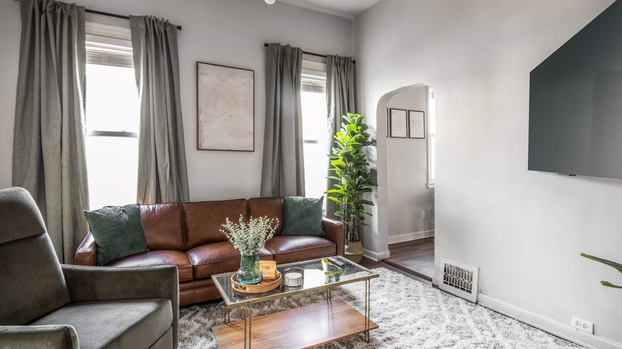 Photo of Livingroom in Little Italy
