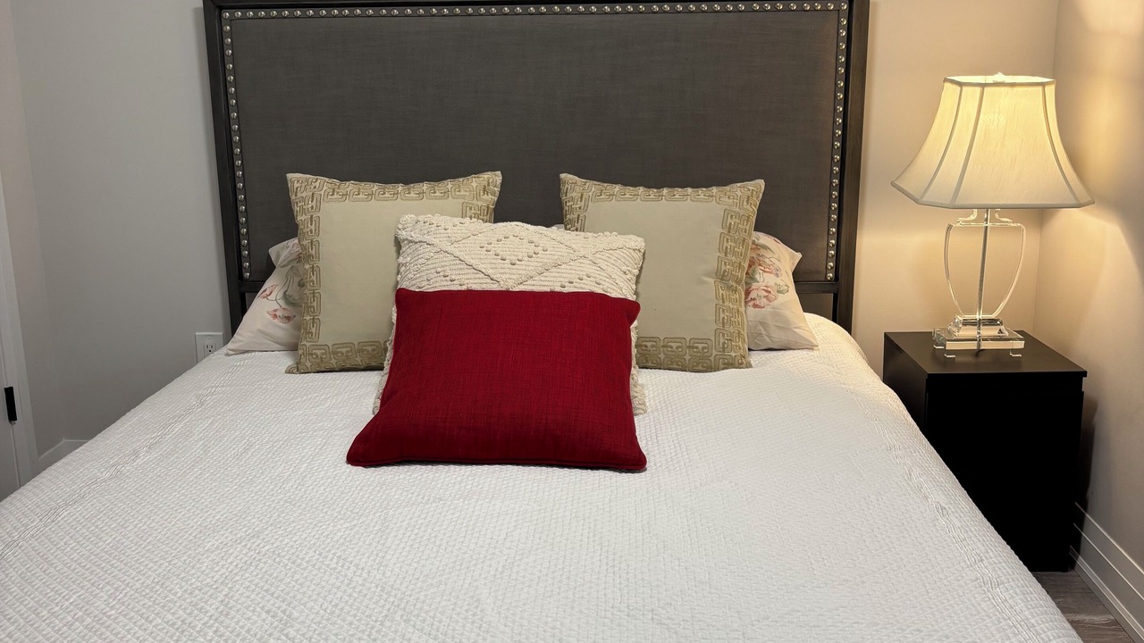 Photo of Bedroom in Grand River South