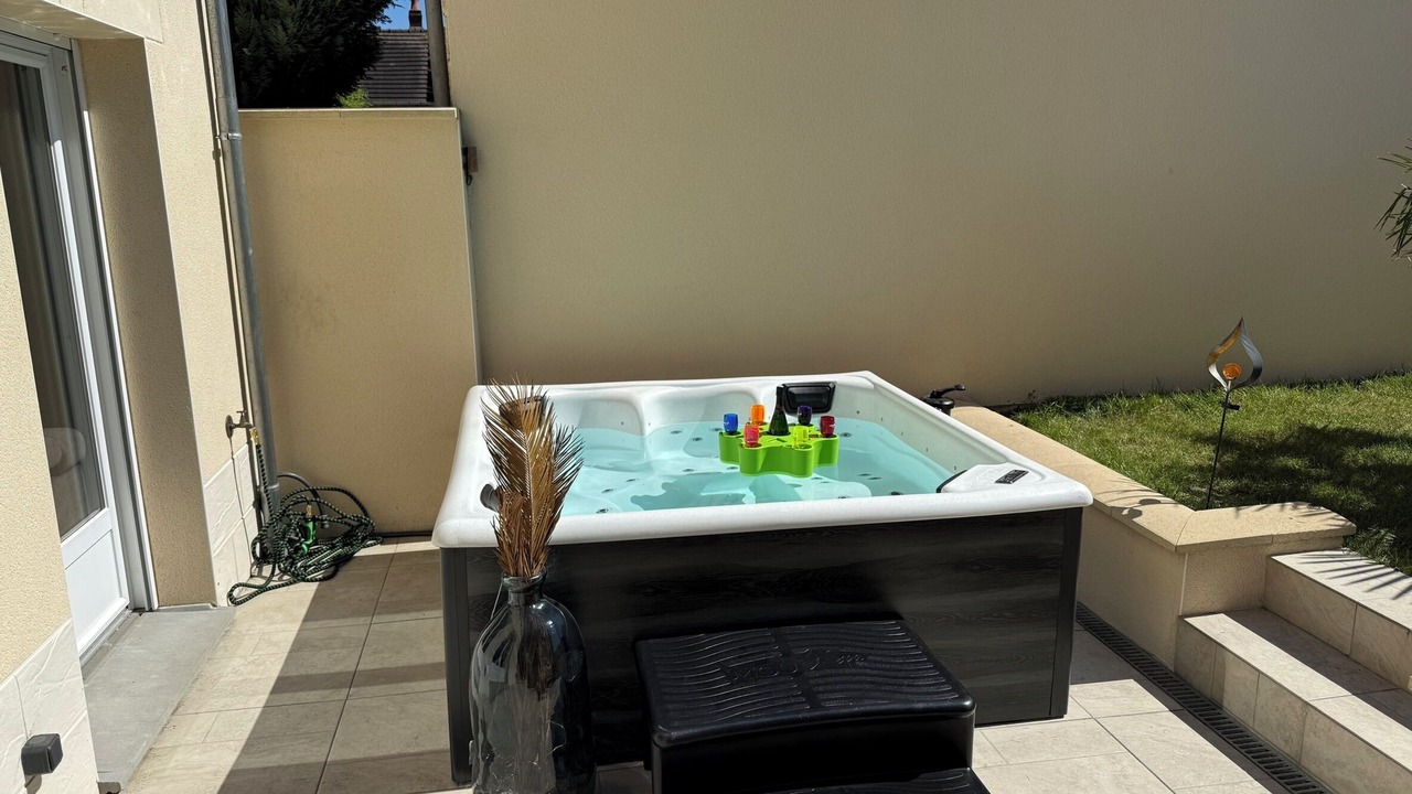 Photo of Outdoor in La Victoire - Les Marechaux