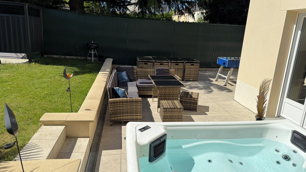 Photo of Patio Balcony in La Victoire - Les Marechaux