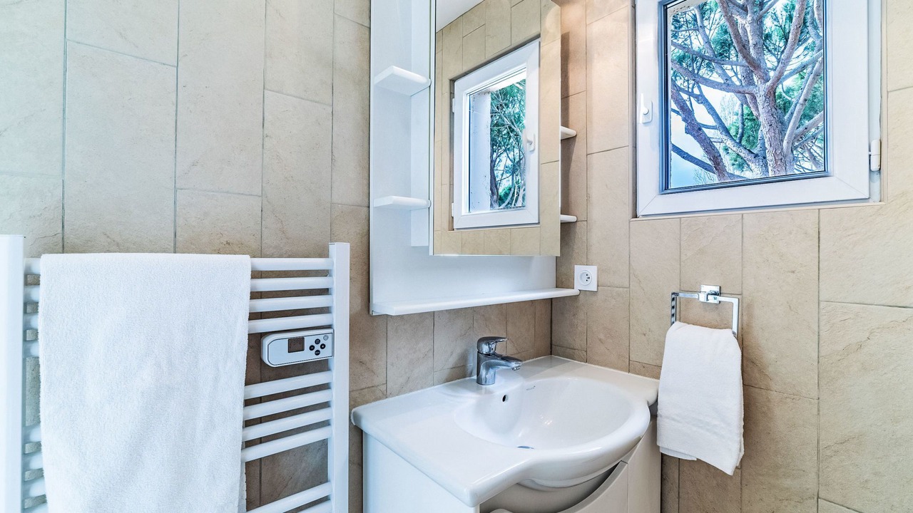 Photo of Bathroom in Gassin
