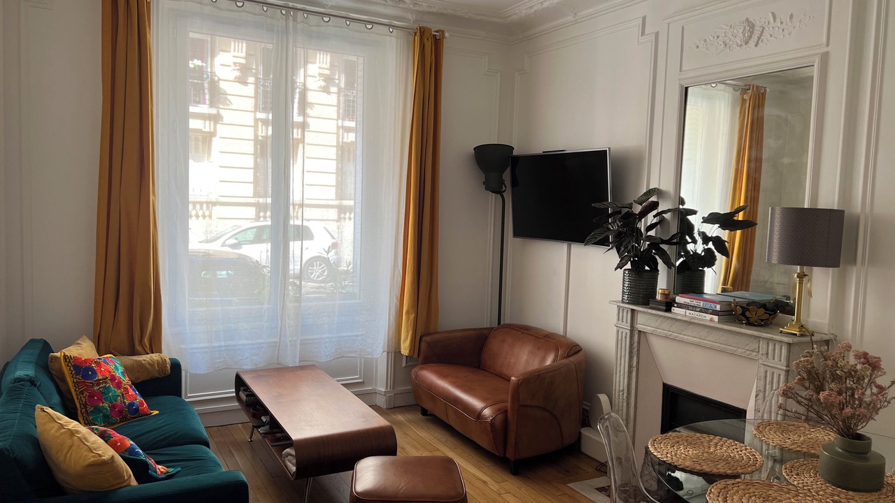 Photo of Livingroom in Quartier de l'Ecole-Militaire