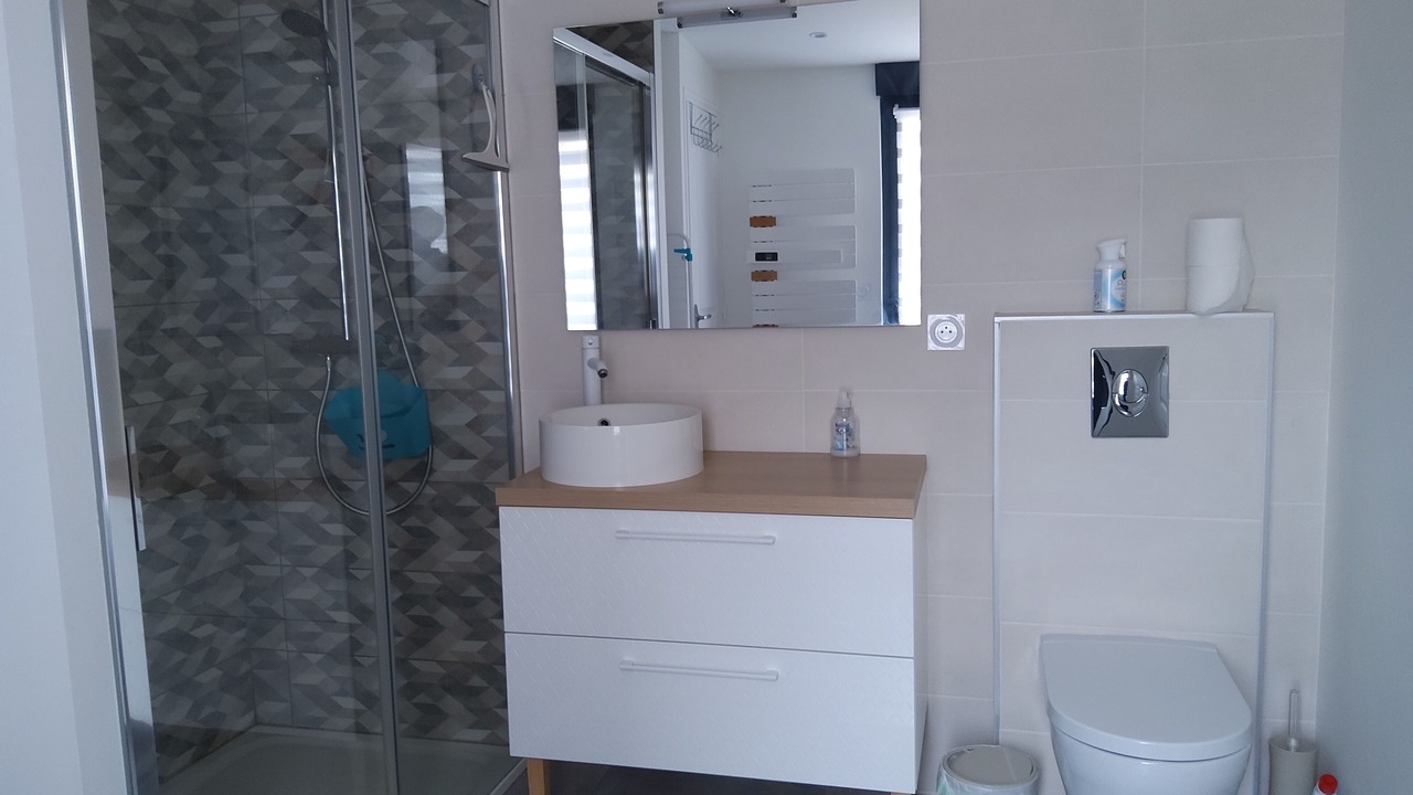 Photo of Bathroom in Les Moitiers-d'Allonne