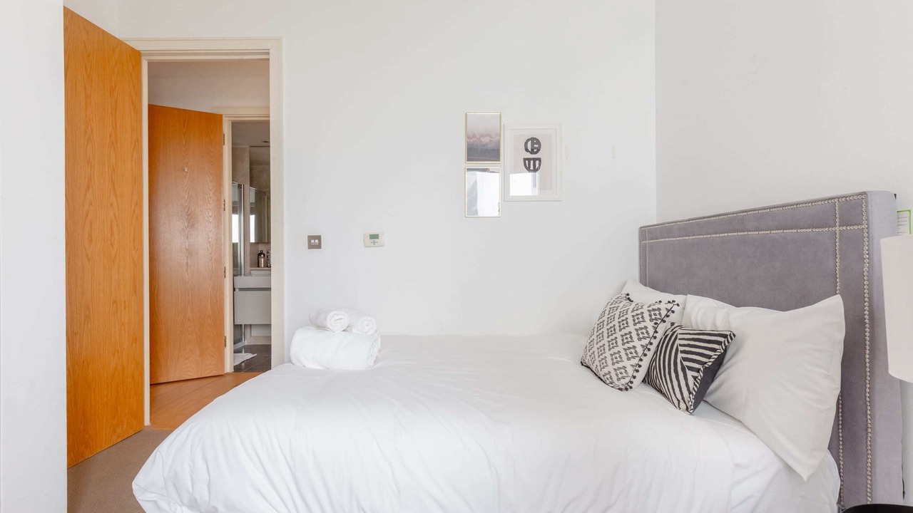 Photo of Bedroom in South Bank