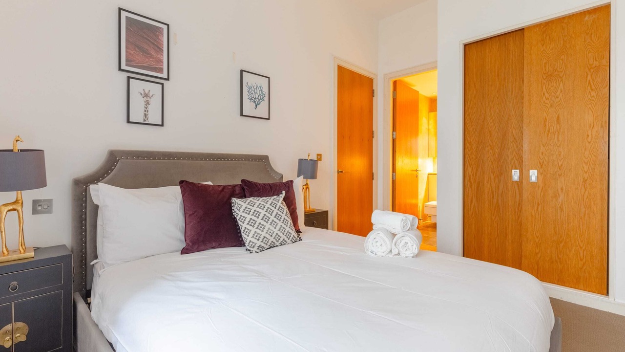 Photo of Bedroom in South Bank