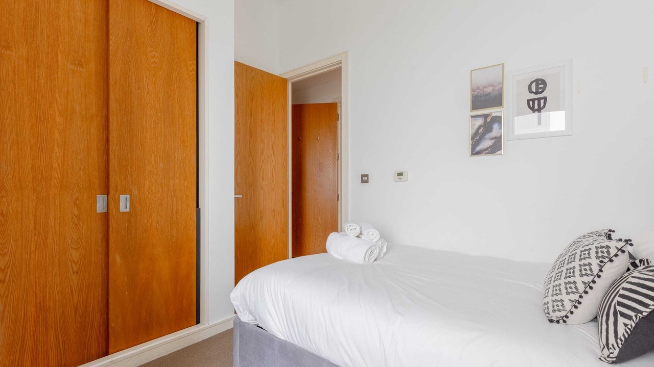 Photo of Bedroom in South Bank