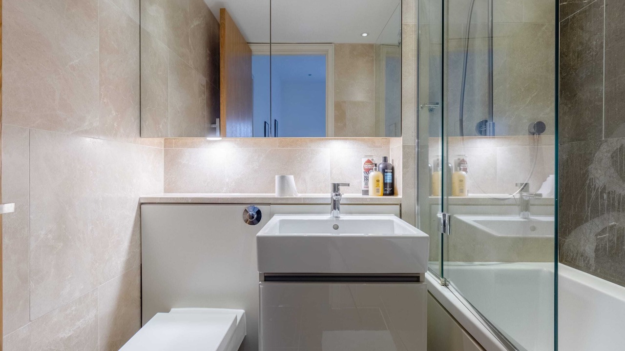 Photo of Bathroom in South Bank