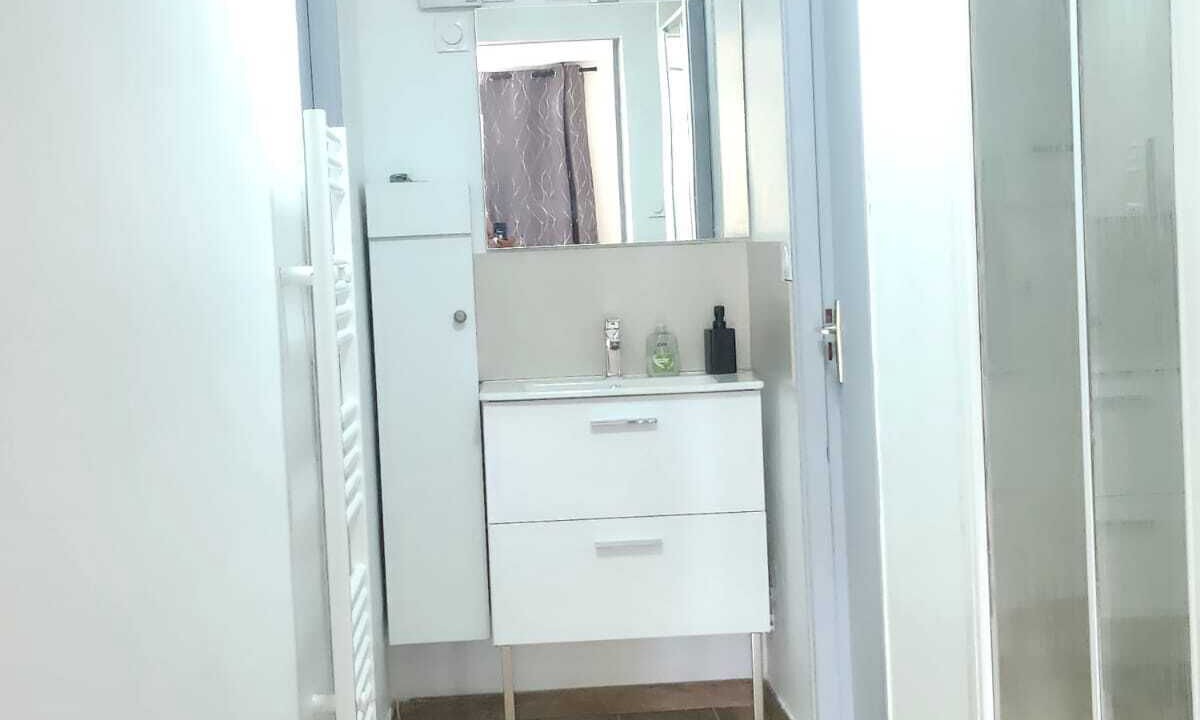 Photo of Others in Lemasson