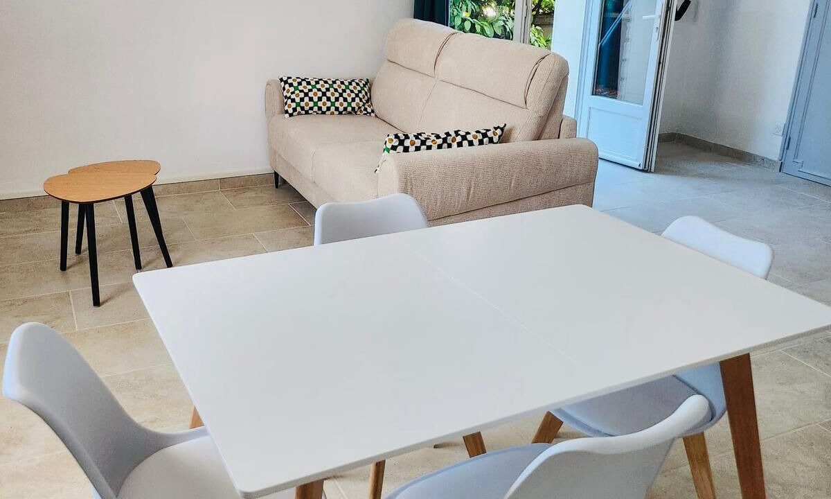 Photo of Others in Lemasson