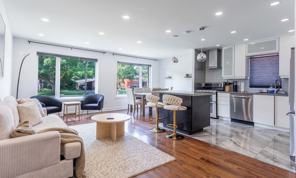 Photo of Livingroom in Burlington