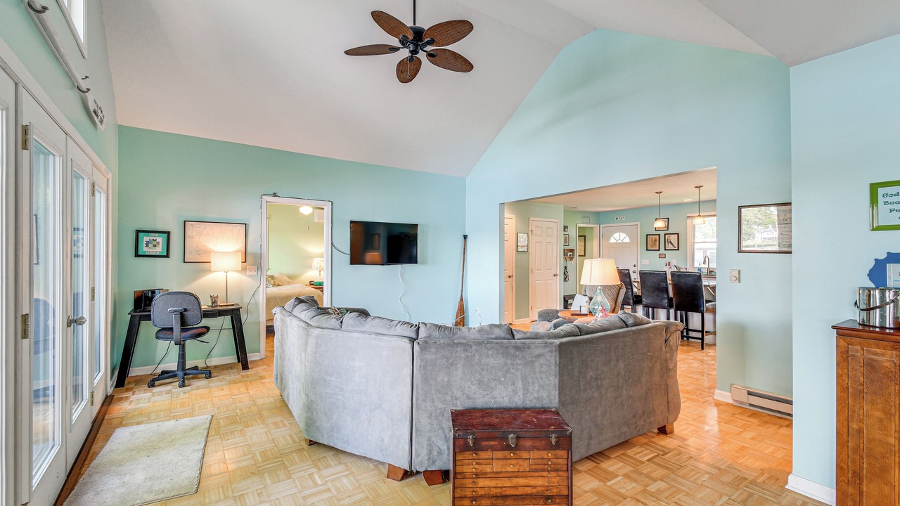 Photo of Livingroom in Wolcott