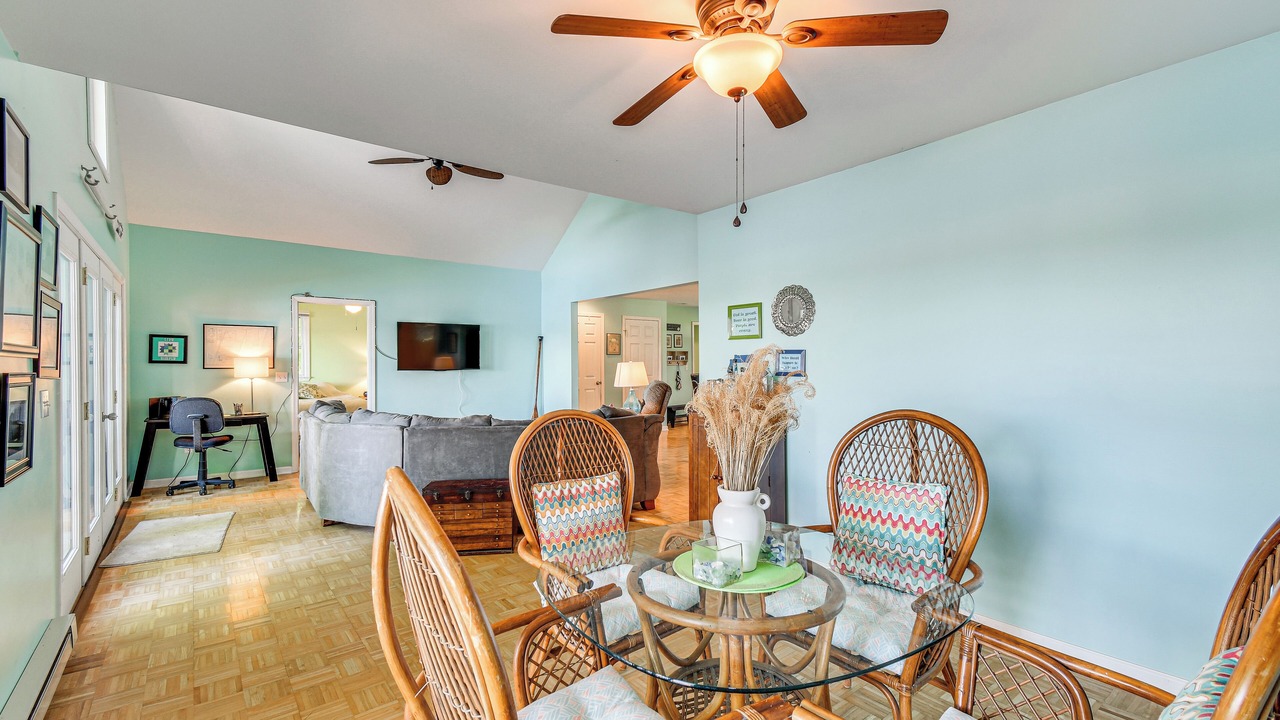 Photo of Livingroom in Wolcott