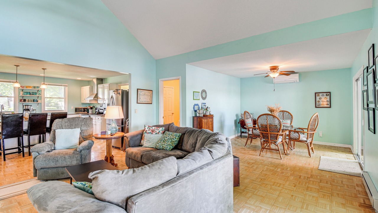 Photo of Livingroom in Wolcott