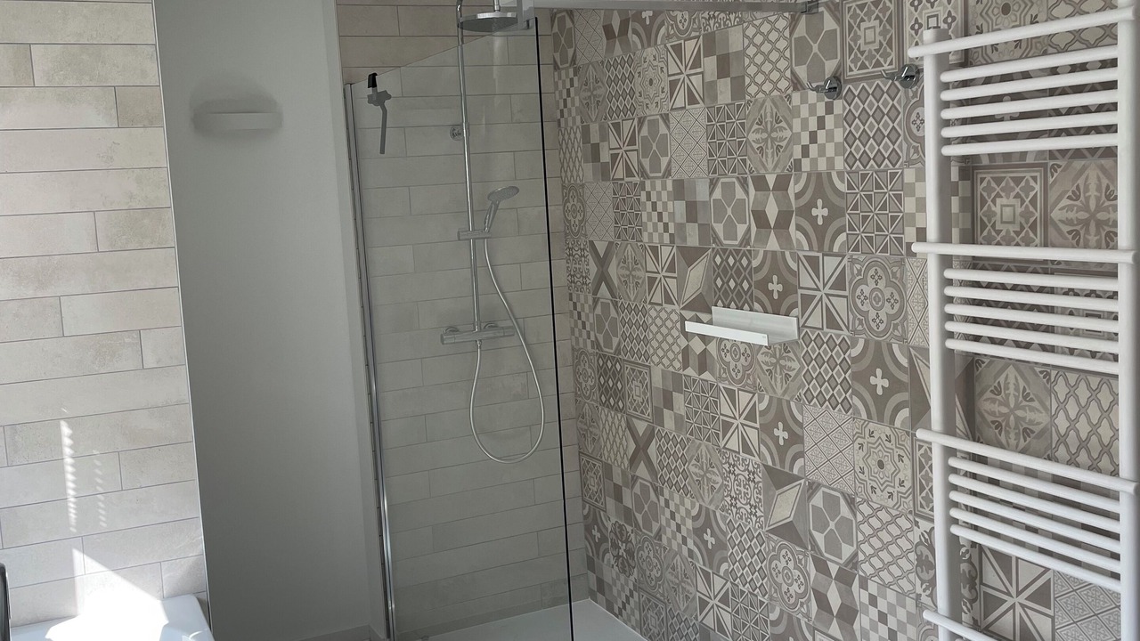 Photo of Bathroom in Saint-Aubin-sur-Mer