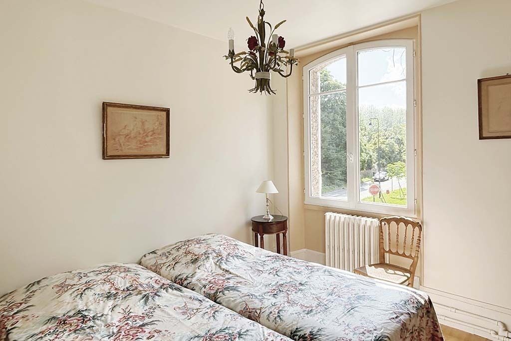 Photo of Bedroom in Le Val-Saint-Germain