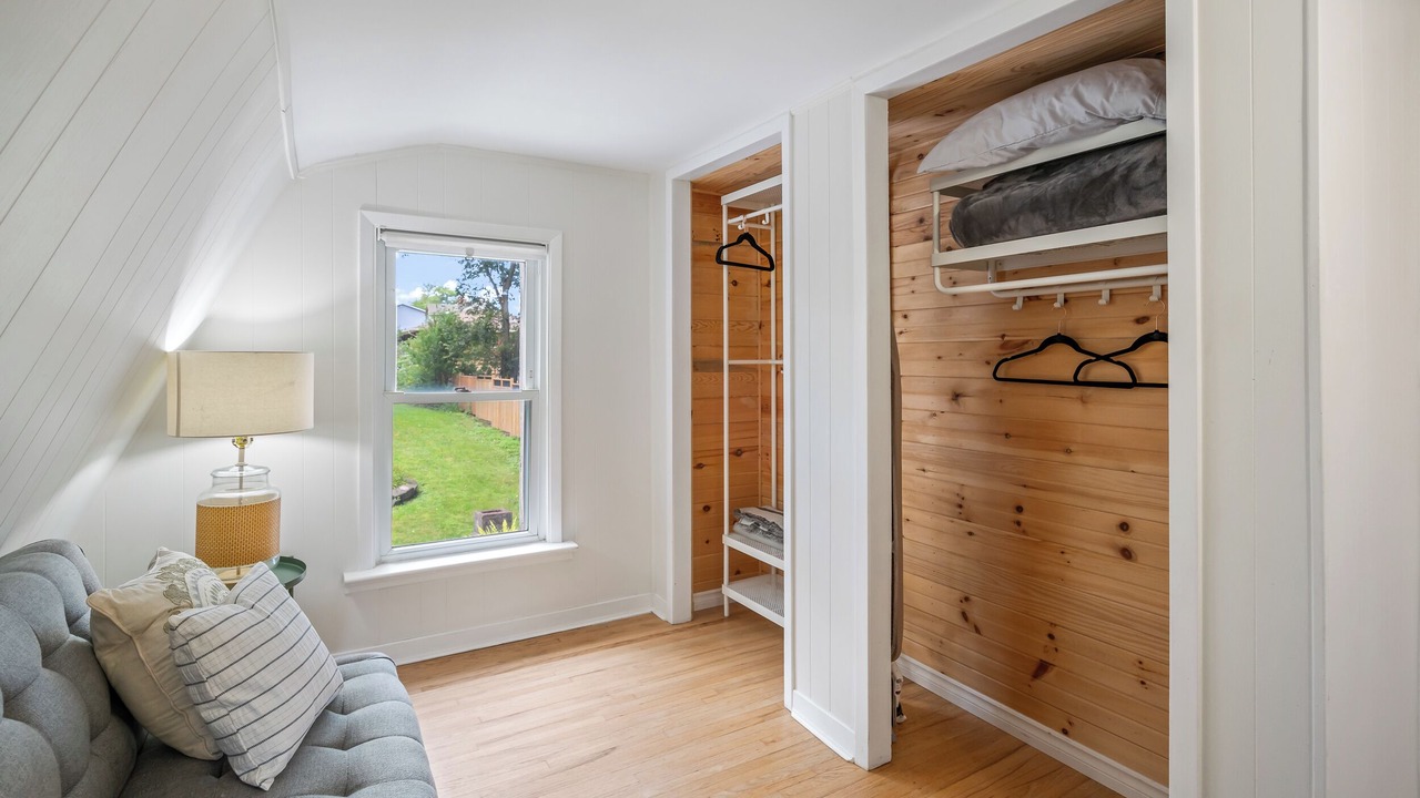 Photo of Livingroom in Queenston