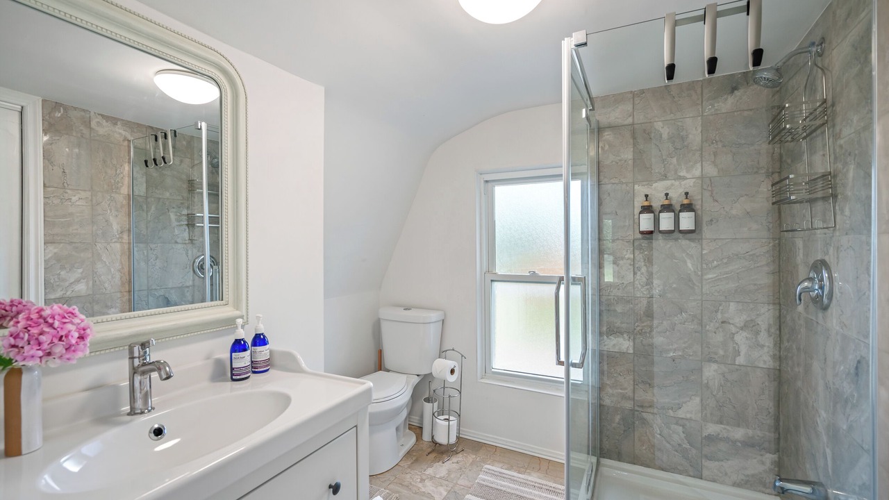 Photo of Bathroom in Queenston