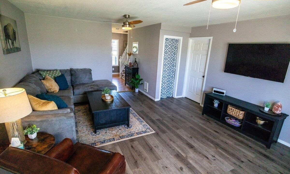 Photo of Livingroom in Ellensburg