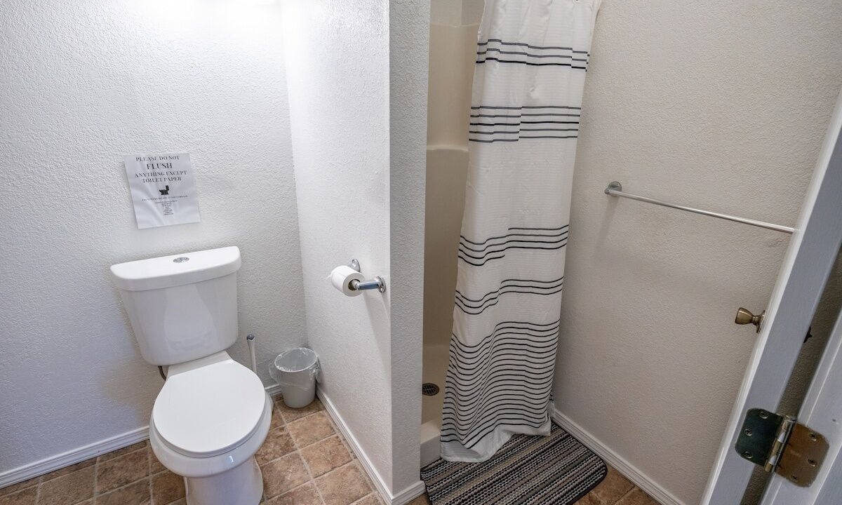 Photo of Bathroom in Ellensburg