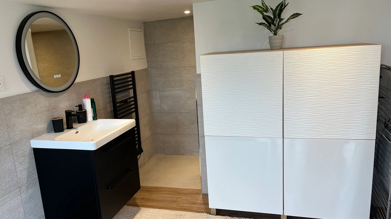 Photo of Bathroom in Bec-de-Mortagne