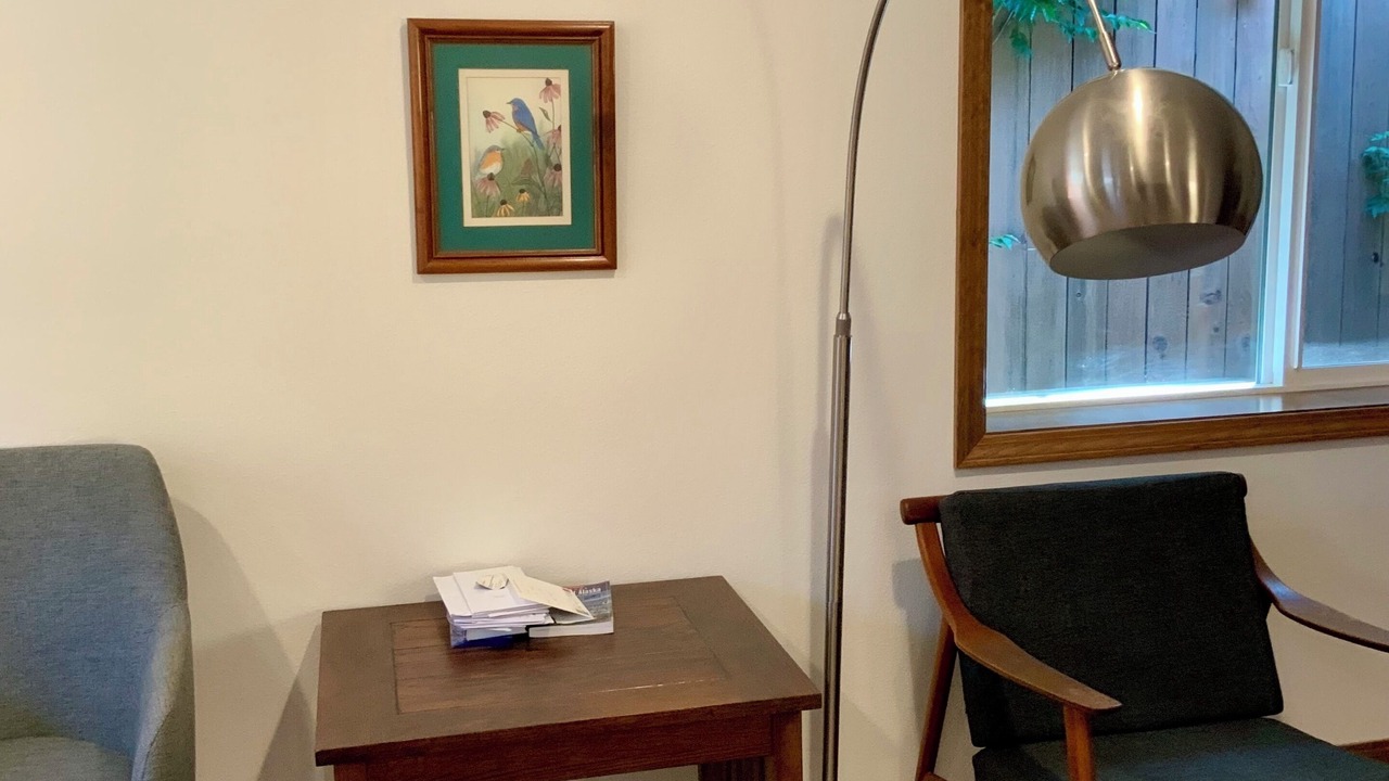 Photo of Livingroom in Vancouver Heights