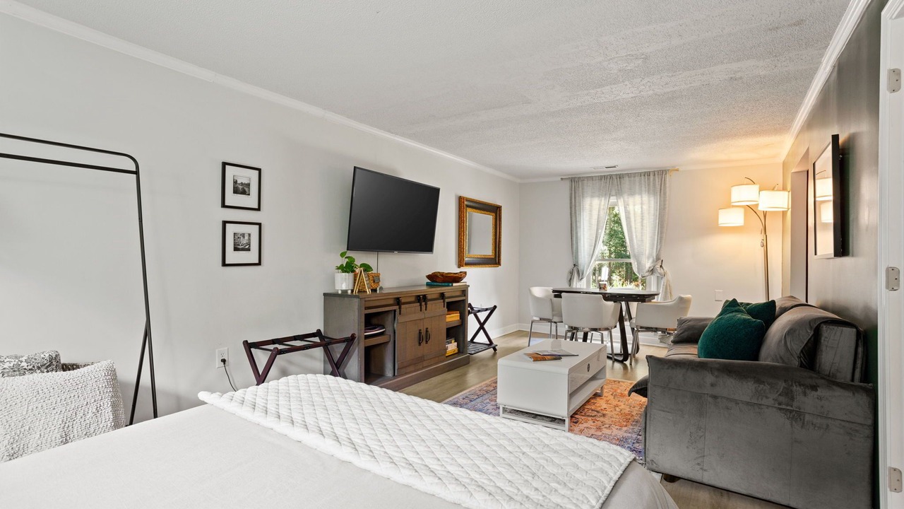 Photo of Bedroom in Travelers Rest
