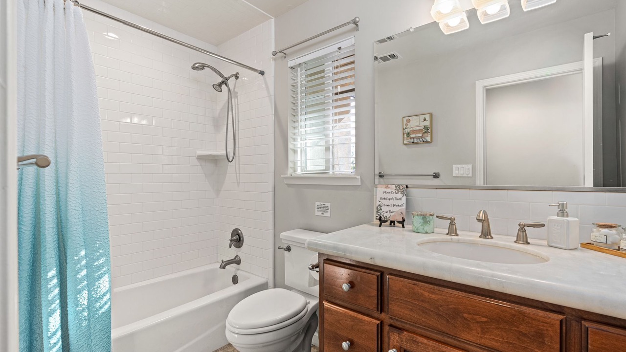 Photo of Bathroom in Bakersfield
