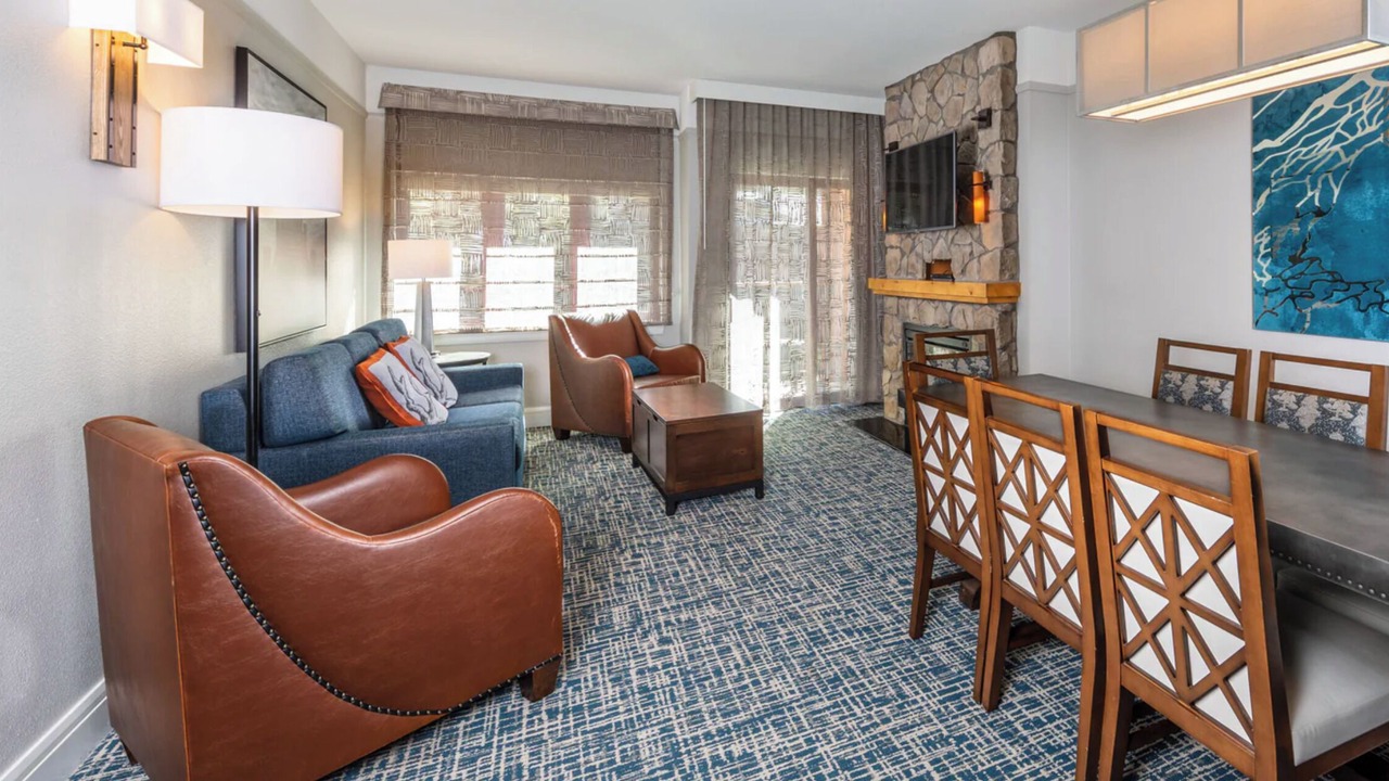 Photo of Livingroom in Lakeside Park