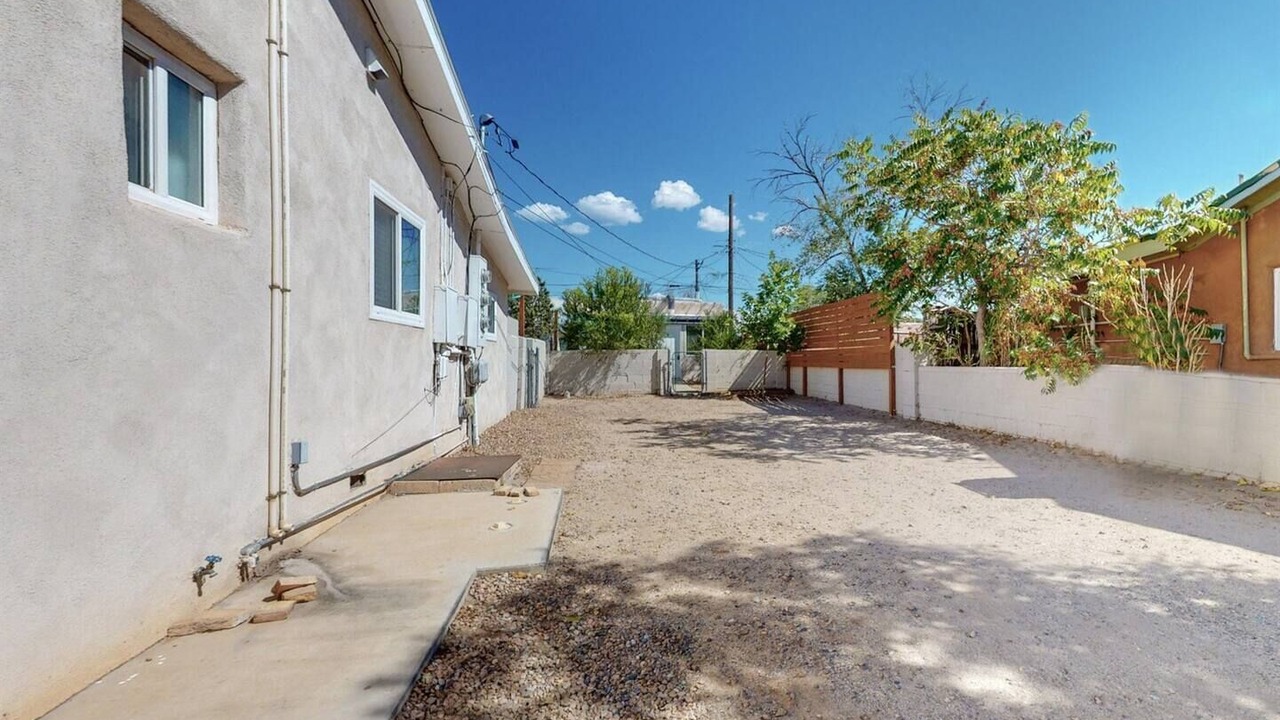 Photo of Outdoor in University Heights