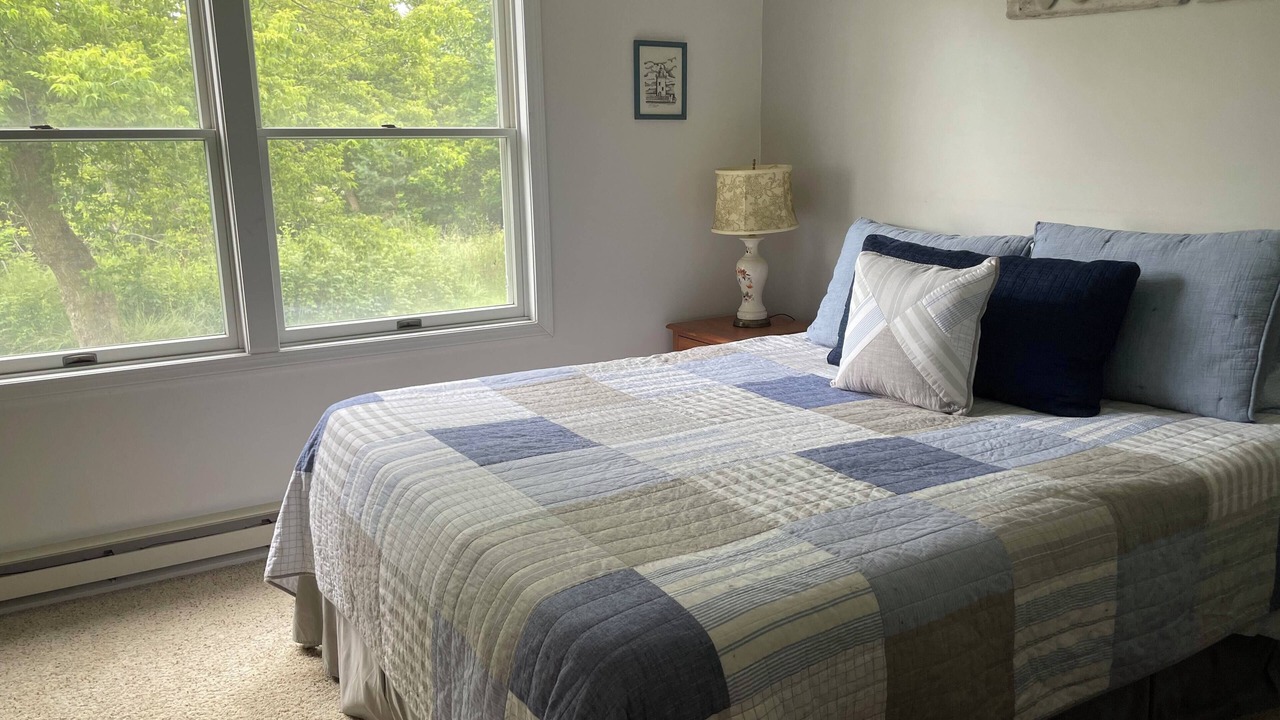Photo of Bedroom in Harbor Beach
